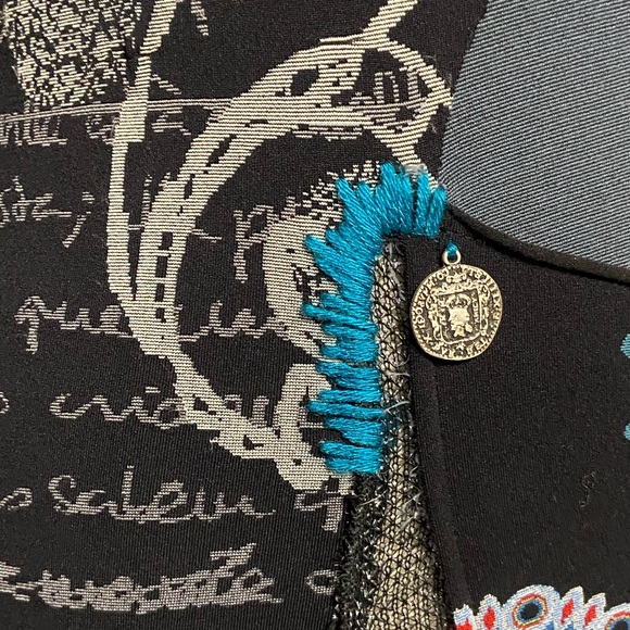 Desigual Pop Art Sweater Dress Show Stopping Medium V-neck Melena Dress - Picture 5 of 7